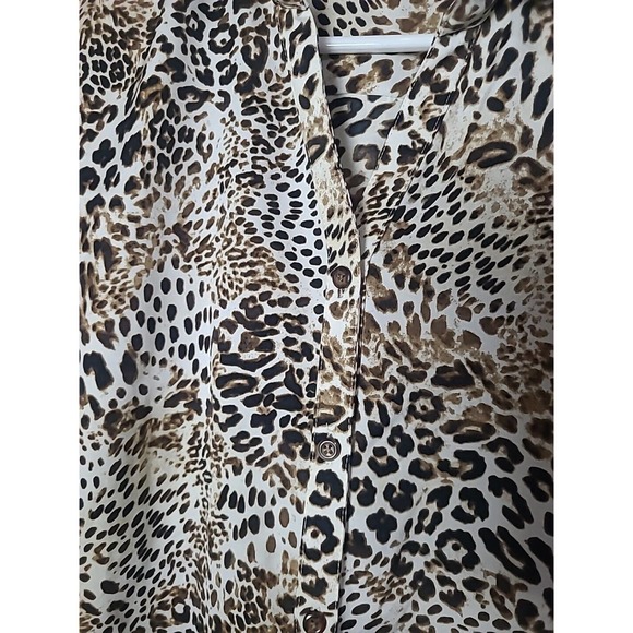 Chico's Tan Black Leopard Print Casual Career Button Down Shirt Womans Size 0 - Picture 3 of 5